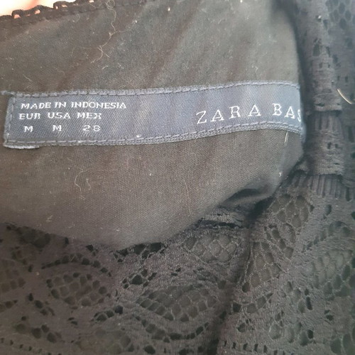 Zara dress black with elastic lace like new, size M