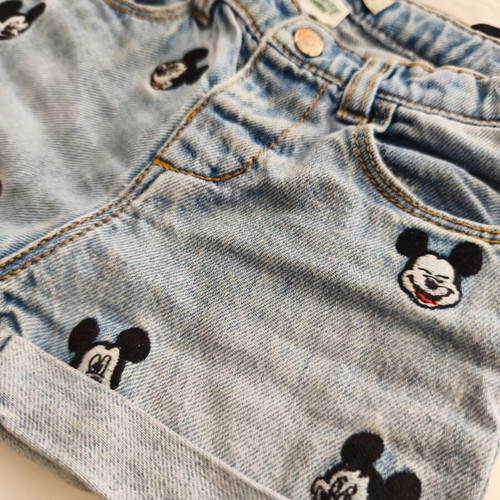 Disney Mickey Mouse Adidas T-shirt and Denim Shorts Set like new, unisex 3-4 years
