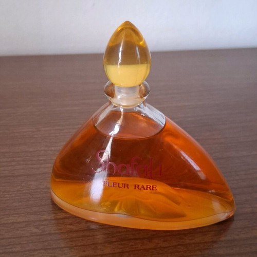 Yves Rocher Shafali Fleur Rare Eau De Perfume 1.7 fl oz like new, vintage