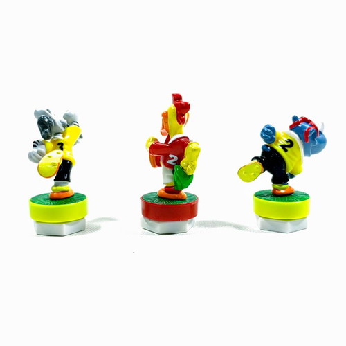 Magic Sport Magnetic Football Figures Kinder Egg Surprise set like new