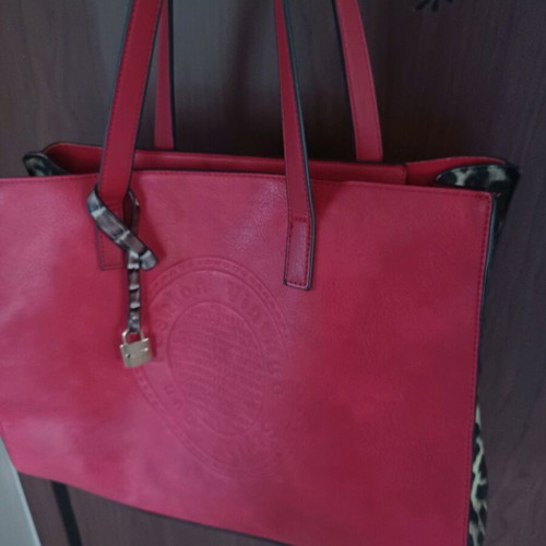 Bag red with tiger print on side like new, large capacity