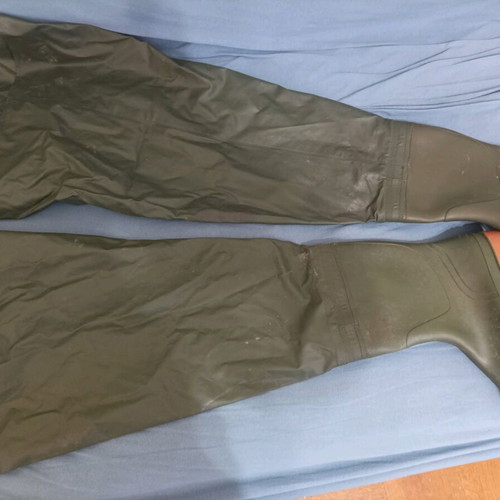 Fishing boots like new, size 43