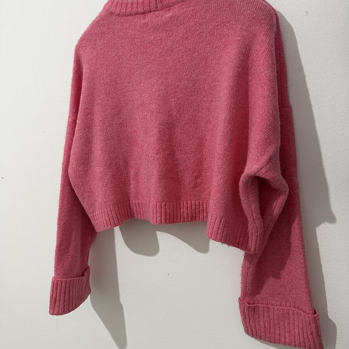 Bershka women's pink sweater used, size S