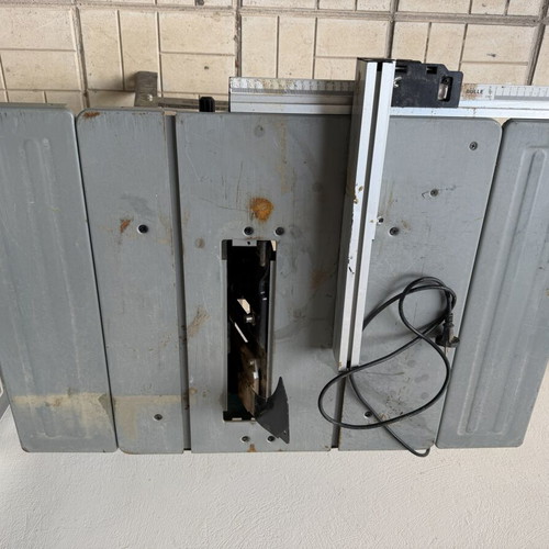 BULLE bench table saw 1800W 5000rpm used, missing blade and screw
