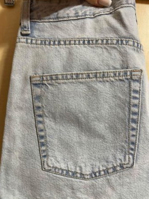 Τζιν σορτς Bershka mom fit 40, σαν καινούργιο