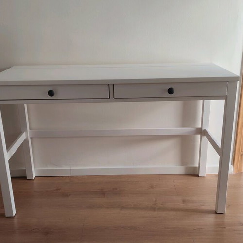 IKEA Hemnes desk white like new with 2 drawers 120×47 cm