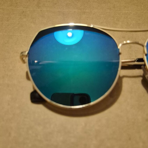 Mirror sunglasses with gold metal frame like new