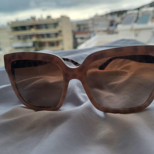Dolce & Gabbana sunglasses salmon with leopard pattern like new