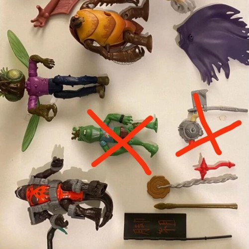 Turtles 8 figures and accessories used