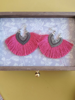 Fan earrings pink handmade from scratch like new, metal carved