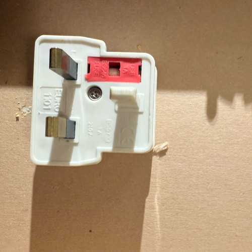 Travel plug adapters like new