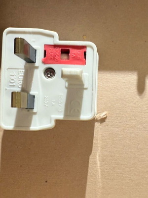 Travel plug adapters like new