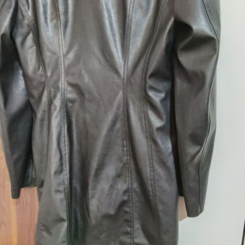 Black leather jacket made of faux leather like new, size M