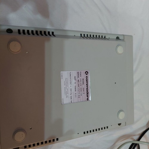 Commodore 1541-II drive like new with power supply and serial cable