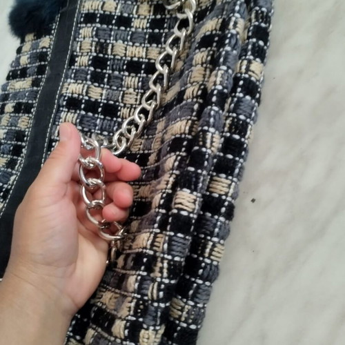 Doca shoulder bag like new, beige and blue