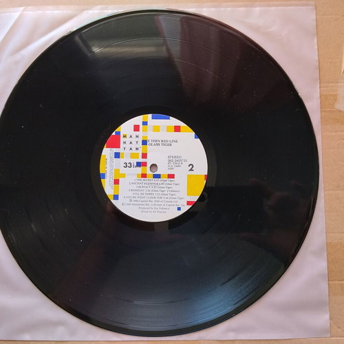Glass Tiger The Thin Red Line LP like new, rock