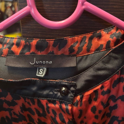 Junona shirt like new, black and red with striking design