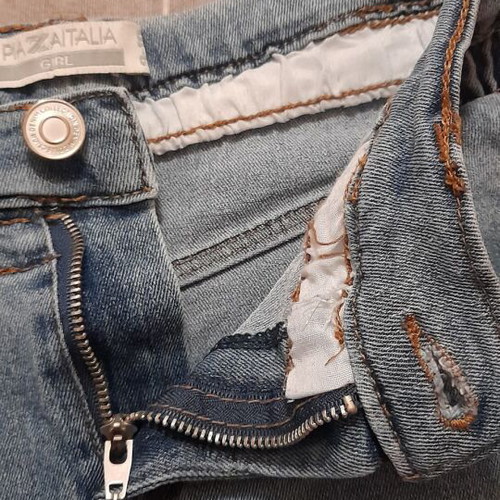Piazza Italia denim skirt for girls 9-10 years like new, blue