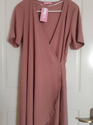 Φόρεμα κοντό pink woman καινούργιο, μέγεθος XL