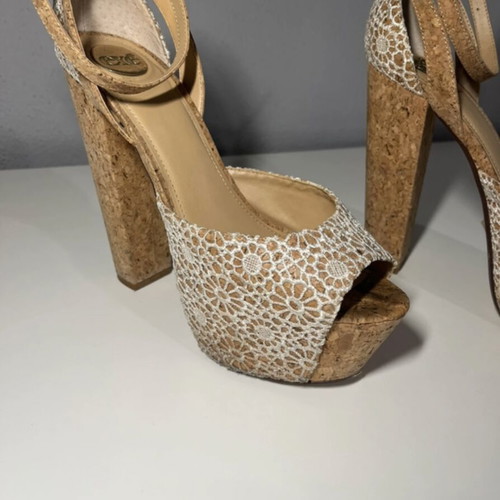 Exe platform sandals like new, lace design, cork style, size 39