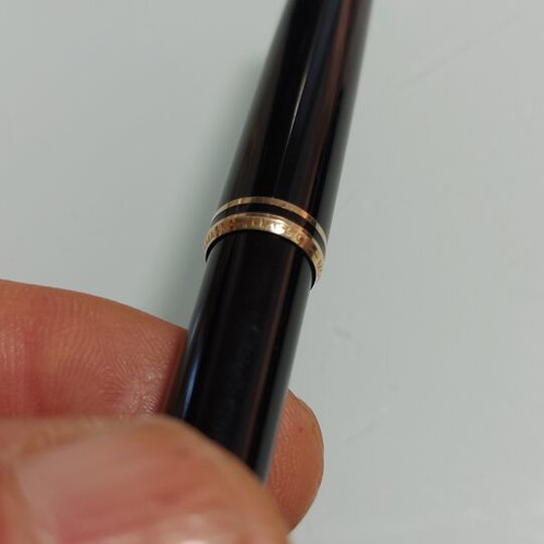 Mont Blanc Classic Series 1980 pen used, excellent condition with box