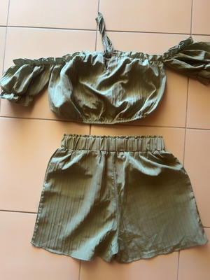 Summer set green shorts and top new