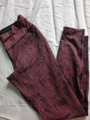 Long leggings with patterns in black and pink, new, size S