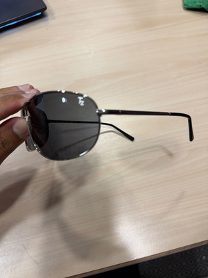 Timezone sunglasses like new, black