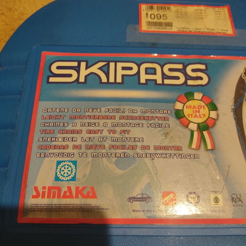 Skipass 095 snow chains new, Italian made, sizes 195-75-15 etc.