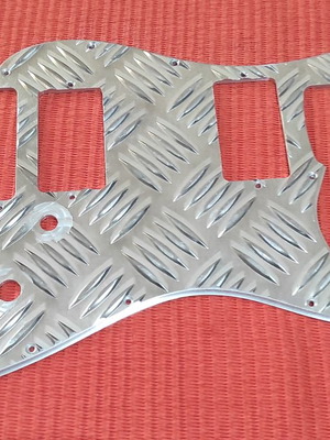 H-H Aluminium Strato Pickguard καινούργιο, βιομηχανική εμφάνιση, 11βιδο