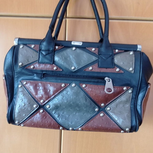 Patchwork Handbag like new, beige and brown geometric design