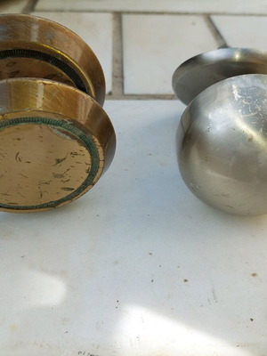 Door knobs used, large, brass