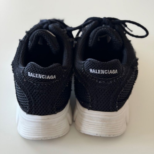 Balenciaga Phantom Sneakers size 41 like new, black