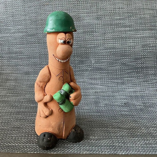 Clay figure smiling soldier with binoculars new