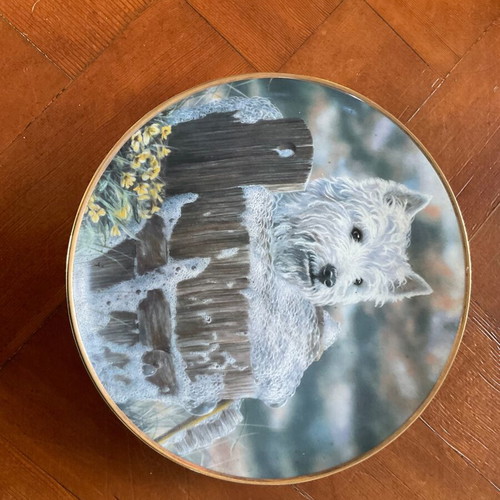 Danbury Mint collectible plates, 4 pieces in excellent condition