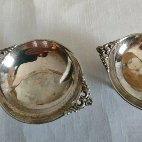 Silver-plated small fondue dishes used, set