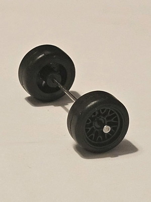 Ζάντες 1:64 για diecast tuning με λάστιχα και άξονες καινούργιες