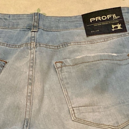 Profil premium jeans light blue like new with distressed details