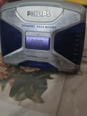 Phillips Walkman AQ6595 μεταχειρισμένος με Bass Boost και ραδιόφωνο
