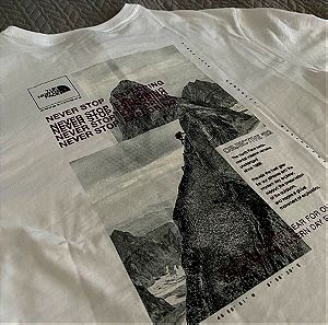 The north face tee small