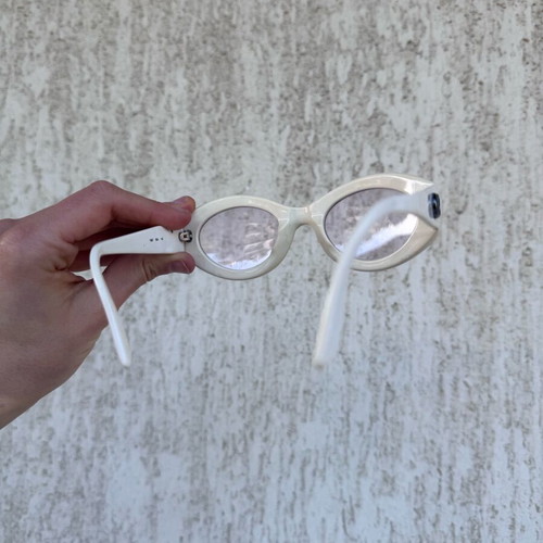 Valentino vintage sunglasses used, beige frame with lilac lenses