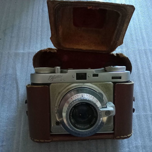 Edixa II-L used camera with case in fair condition