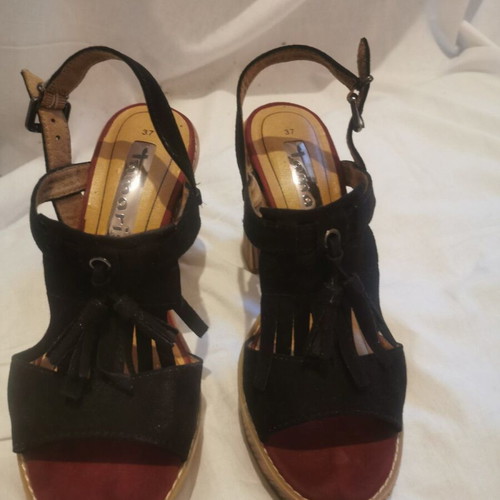 Women's heeled sandals used, size 37, black and brown