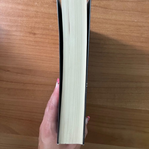 The Body Stephenie Meyer used book in Greek