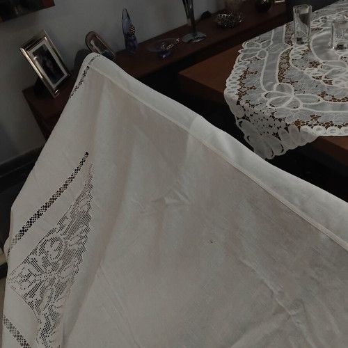 Linen curtain with azur machine embroidery, like new