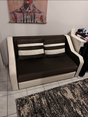 Sofa bed like new, 145 cm length, 75 cm height