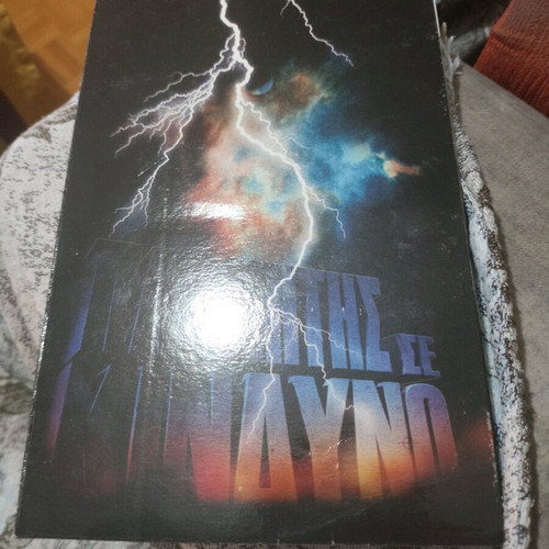 Planet in Danger DVD series used, 4 discs