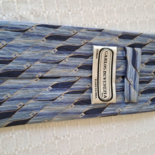 Carlos Devenezia tie blue like new