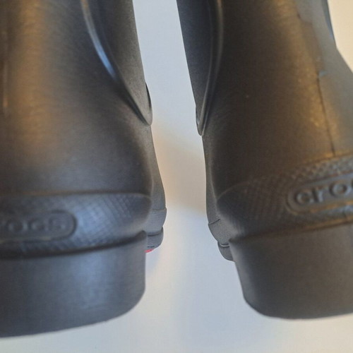 Crocs Bridle Wellie Waterproof Boots size 42 like new, black with plaid