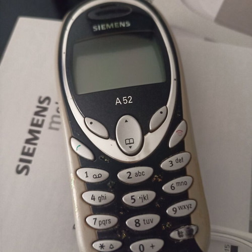 Siemens collectible mobile phone A52 used, black
